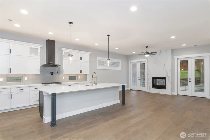 Property photo for 13042 75th Place S, Seattle photo 5
