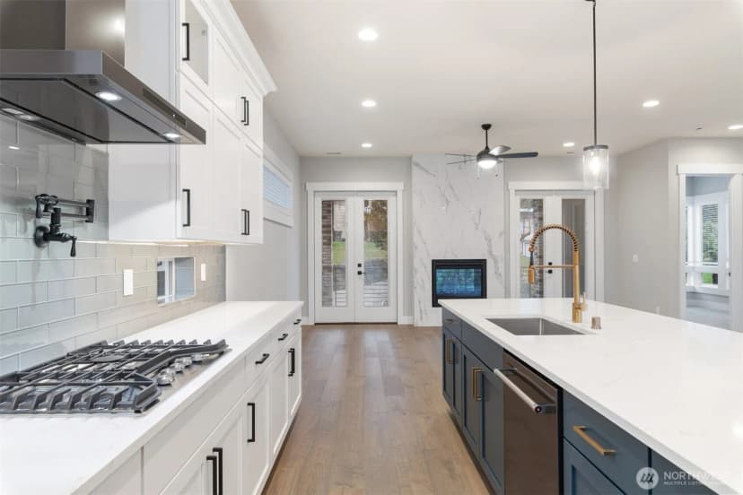 Property photo for 13042 75th Place S, Seattle photo 8