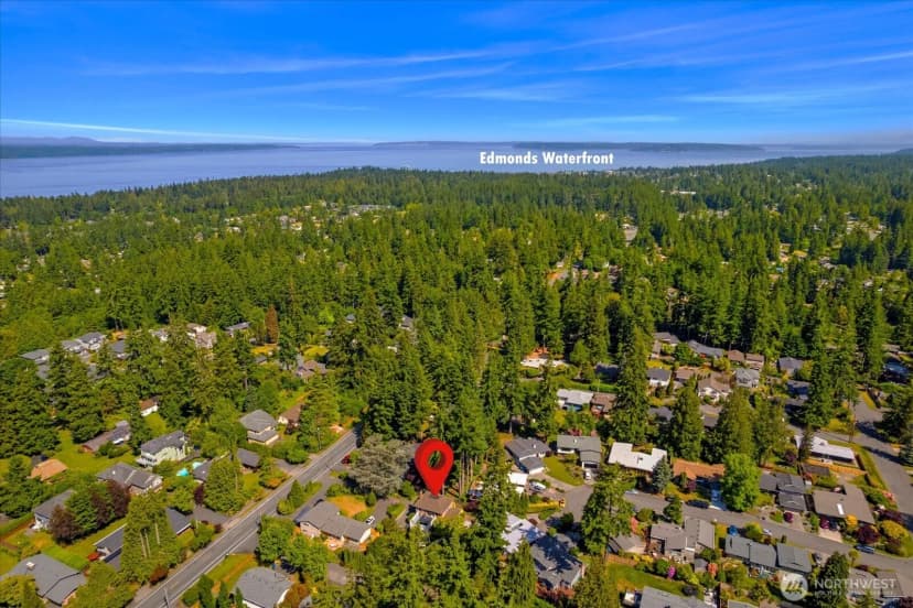 Property photo for 20106 8th Avenue Nw, Shoreline photo 39