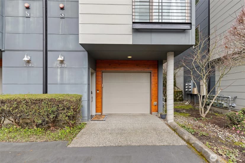 Property photo for 4206 213th Place Se, Issaquah photo 28