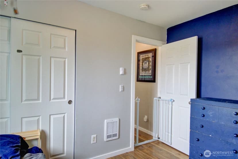 Property photo for 1812 N 30th Street, Mount Vernon photo 19