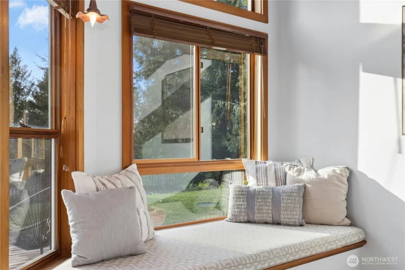 Property photo for 9420 Ne Eric Avenue, Bainbridge Island photo 13