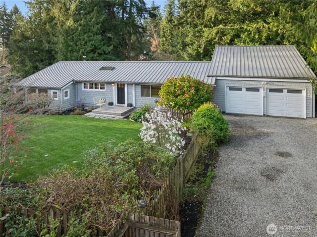Property photo for 9420 Ne Eric Avenue, Bainbridge Island photo 3
