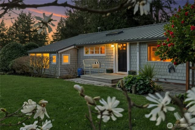 Property photo for 9420 Ne Eric Avenue, Bainbridge Island
