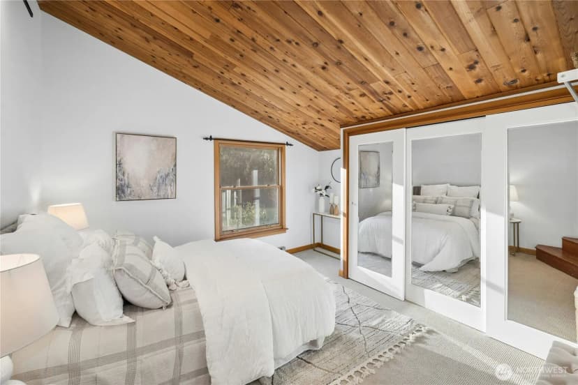 Property photo for 9420 Ne Eric Avenue, Bainbridge Island photo 16