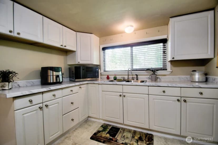 Property photo for 1422 Brawne Avenue Nw, Olympia photo 11