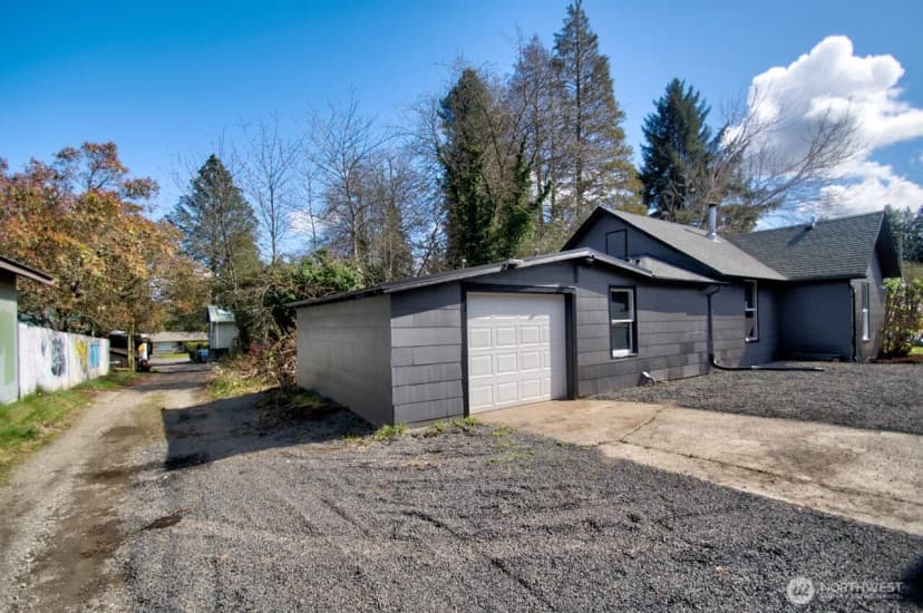 Property photo for 1422 Brawne Avenue Nw, Olympia photo 18