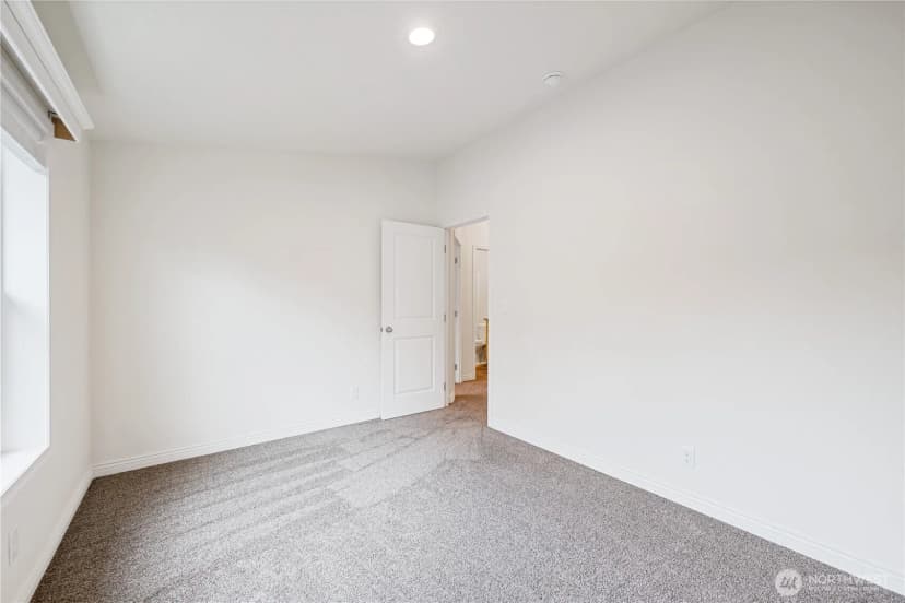 Property photo for 1728 Spirit Lake Highway, Castle Rock photo 21