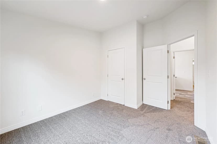 Property photo for 1728 Spirit Lake Highway, Castle Rock photo 20