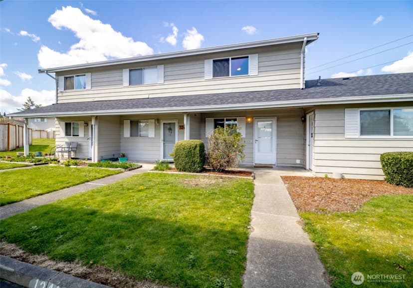 Property photo for 12416 Se 272nd ## C, Kent photo 20