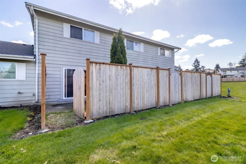 Property photo for 12416 Se 272nd ## C, Kent photo 18