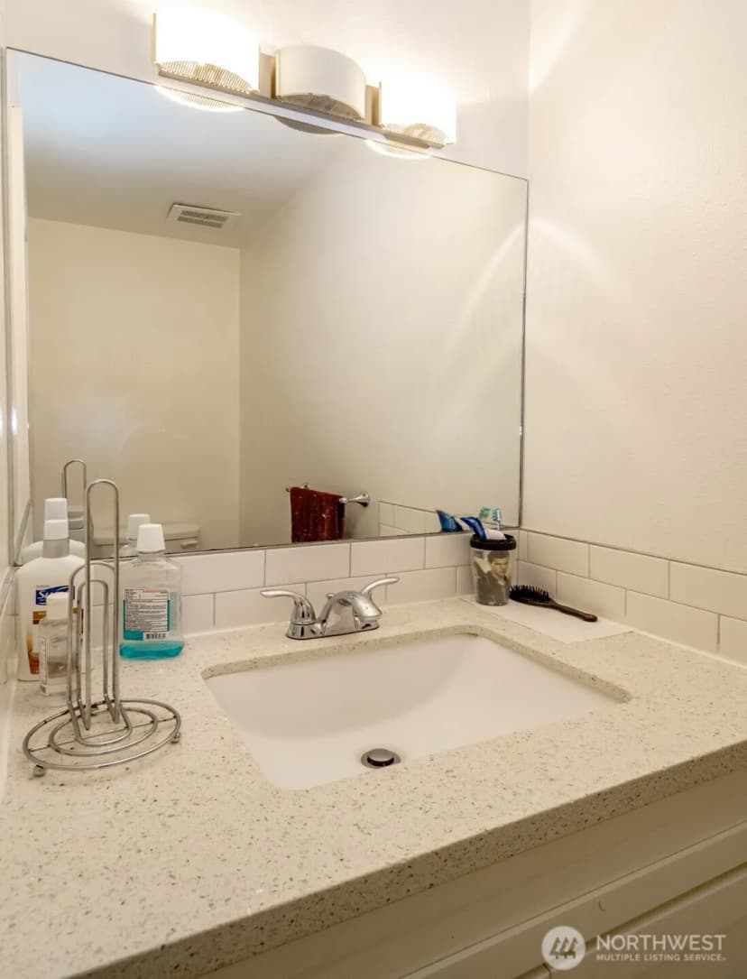 Property photo for 12416 Se 272nd ## C, Kent photo 12