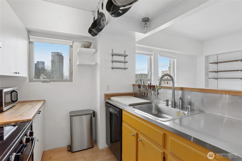 Property photo for 505 E Denny Way #301, Seattle photo 8