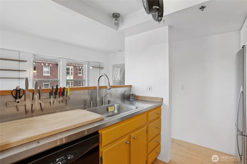 Property photo for 505 E Denny Way #301, Seattle photo 9