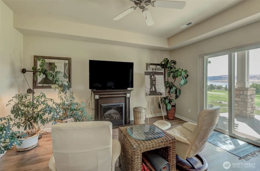 Property photo for 23318 Sunserra Loop Nw #b-00, Quincy photo 16