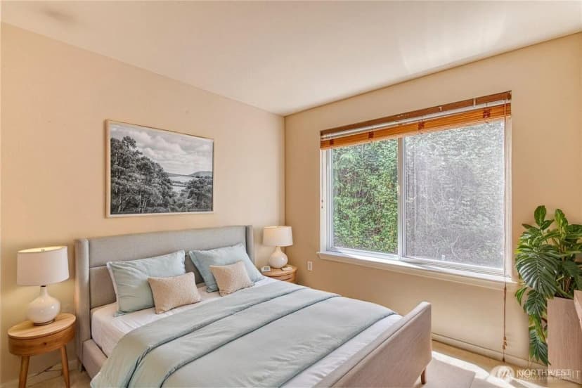 Property photo for 5583 Lakemont Boulevard Se #1603, Bellevue photo 10