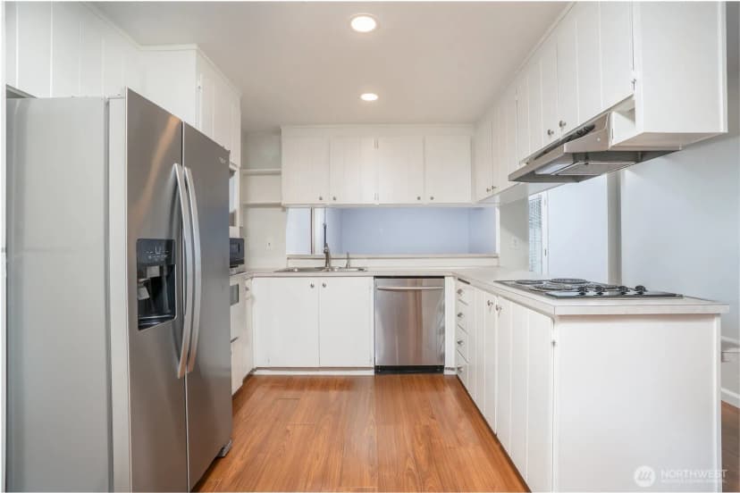 Property photo for 2412 Lexington Street, Steilacoom photo 11
