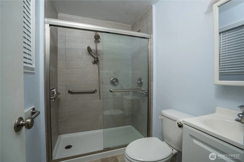 Property photo for 2412 Lexington Street, Steilacoom photo 24