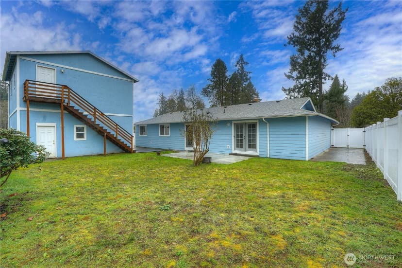 Property photo for 2412 Lexington Street, Steilacoom photo 31