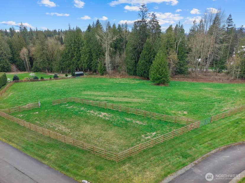 Property photo for 17233 53rd Street Se, Snohomish photo 17