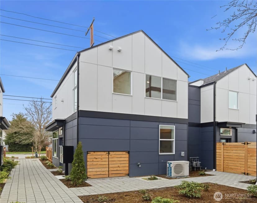 Property photo for 809 S Sullivan Street #b, Seattle photo 19