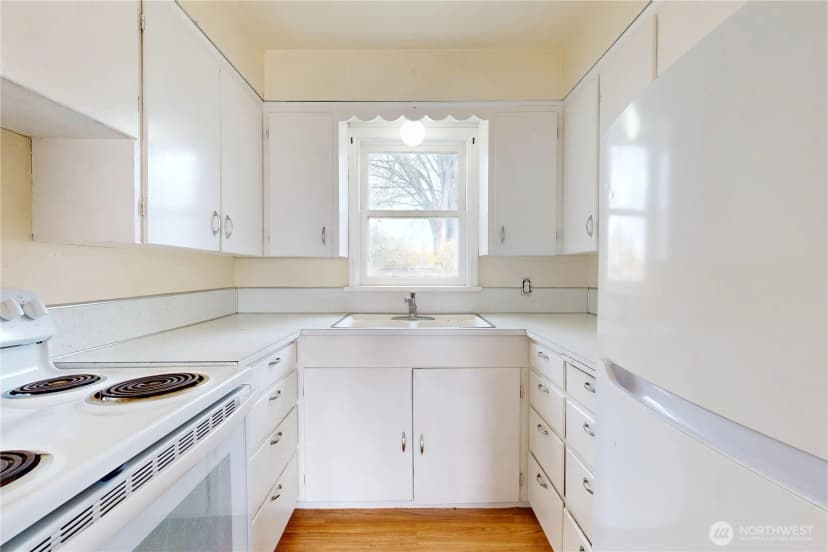 Property photo for 522 Sw First, College Place photo 7