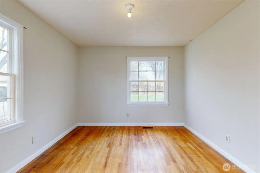 Property photo for 522 Sw First, College Place photo 15