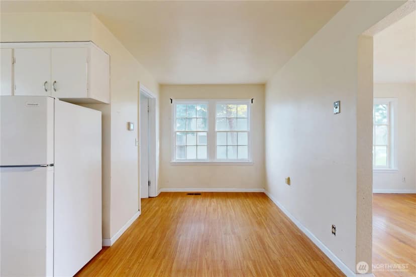 Property photo for 522 Sw First, College Place photo 6