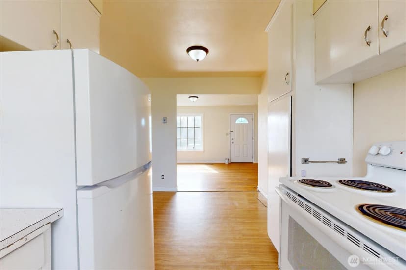Property photo for 522 Sw First, College Place photo 8