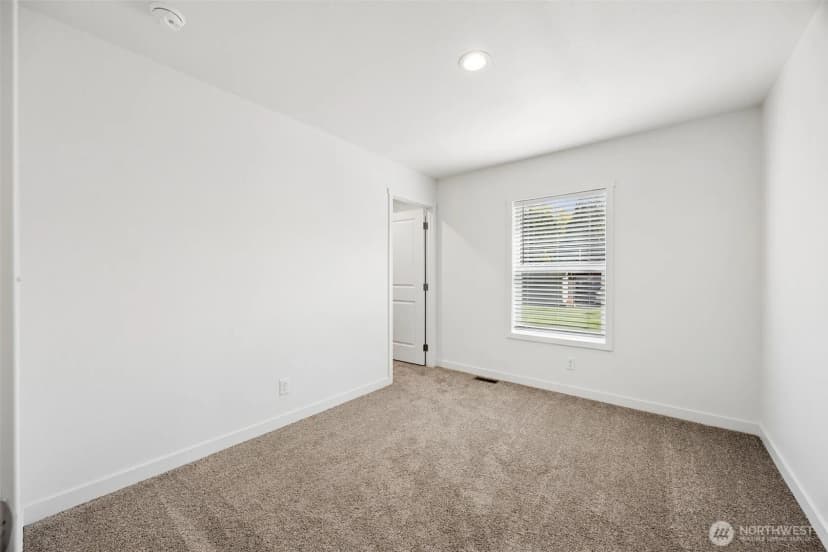Property photo for 11510 E Riverside Drive #27, Bothell photo 19