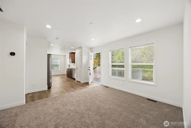 Property photo for 11510 E Riverside Drive #27, Bothell photo 5