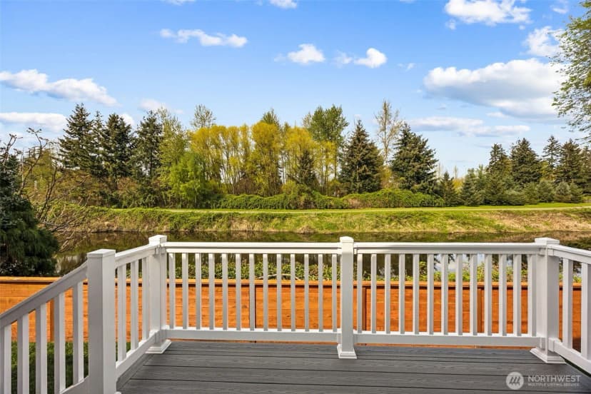 Property photo for 11510 E Riverside Drive #27, Bothell photo 4