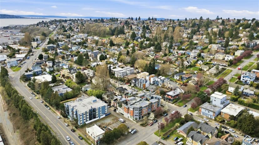 Property photo for 3045 20th Avenue W ##403, Seattle photo 23