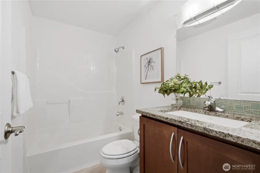 Property photo for 3045 20th Avenue W ##403, Seattle photo 16