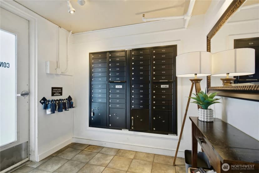 Property photo for 3045 20th Avenue W ##403, Seattle photo 18