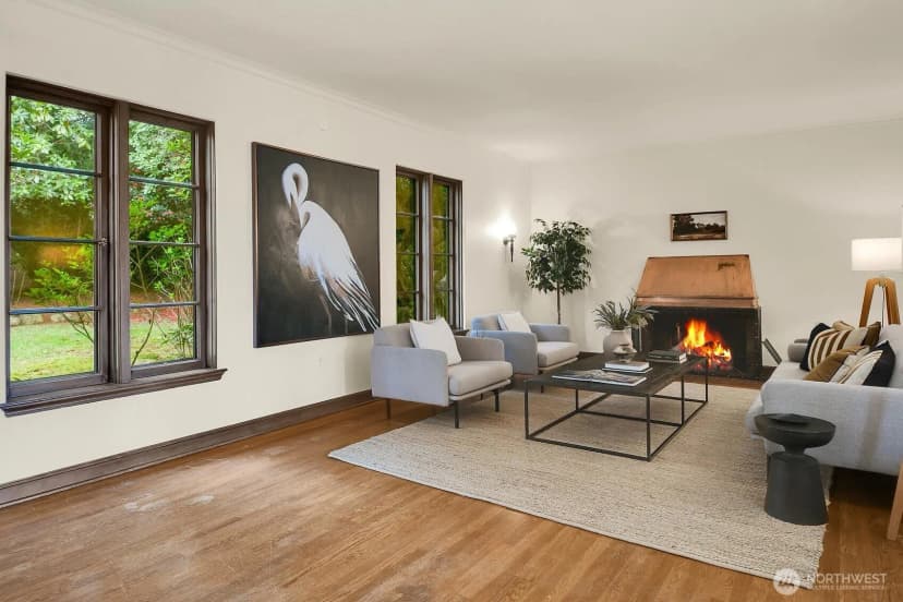 Property photo for 2686 44th Avenue W, Seattle photo 4