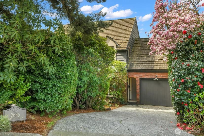 Property photo for 2686 44th Avenue W, Seattle photo 33