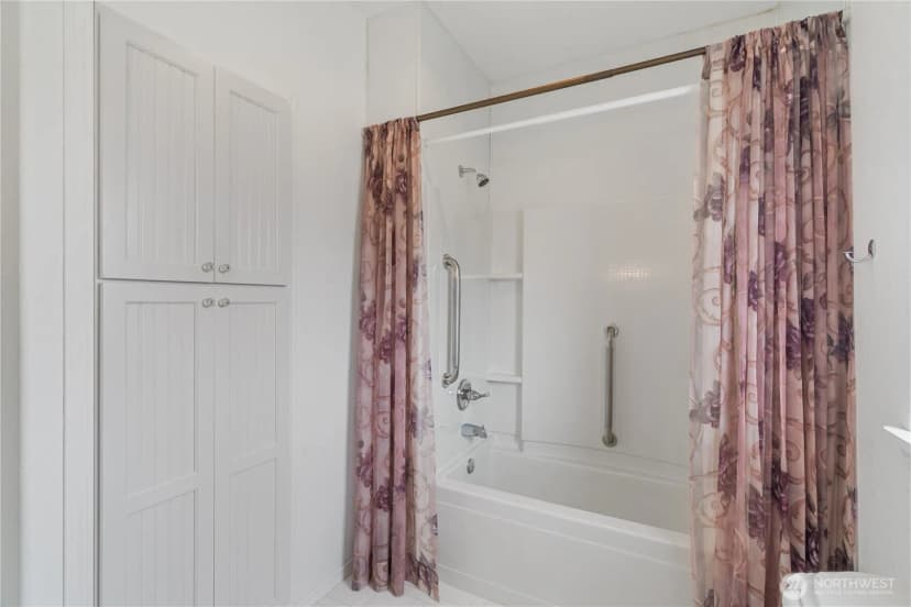 Property photo for 31 Kayla Drive, Montesano photo 18