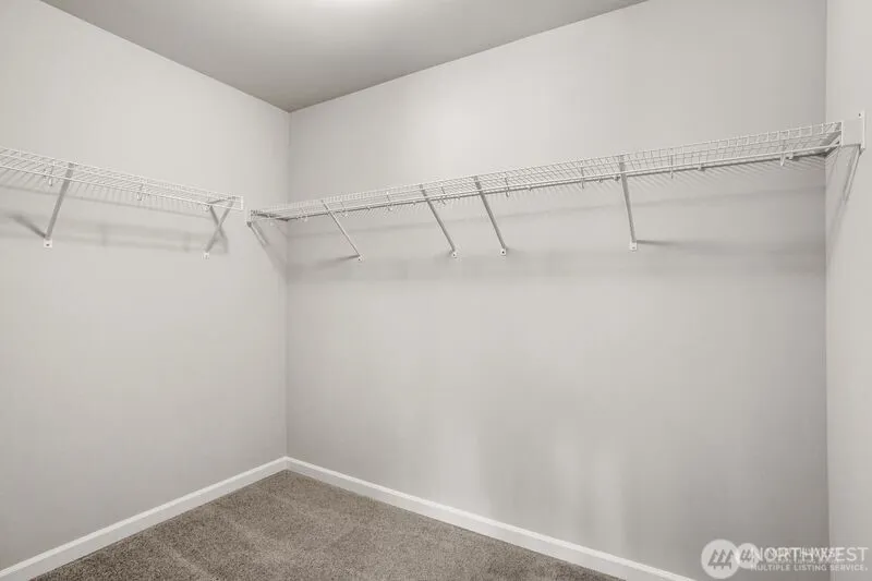 Property photo for 1418 60th Avenue Ne, Tacoma photo 17