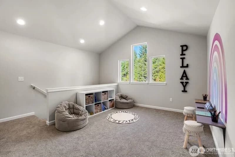 Property photo for 1418 60th Avenue Ne, Tacoma photo 12
