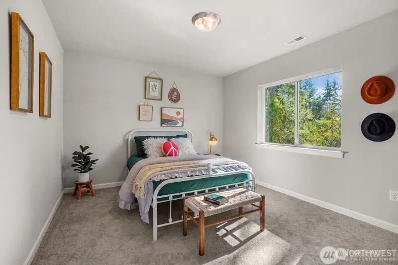 Property photo for 1418 60th Avenue Ne, Tacoma photo 22