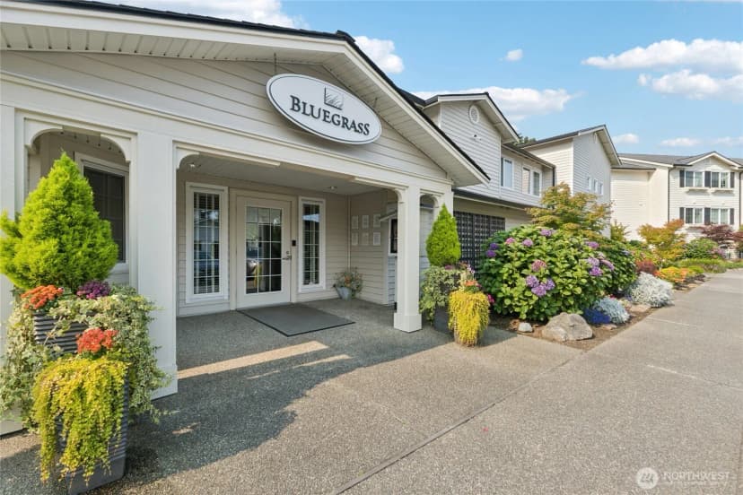 Property photo for 12404 E Gibson Road #n203, Everett photo 19