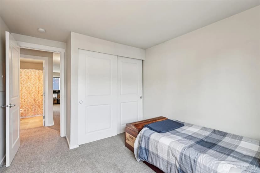 Property photo for 12404 E Gibson Road #n203, Everett photo 10