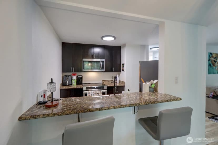 Property photo for 9806 28th Avenue Sw #a201, Seattle photo 7