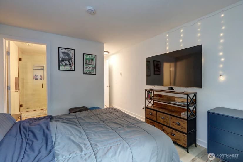 Property photo for 9806 28th Avenue Sw #a201, Seattle photo 11