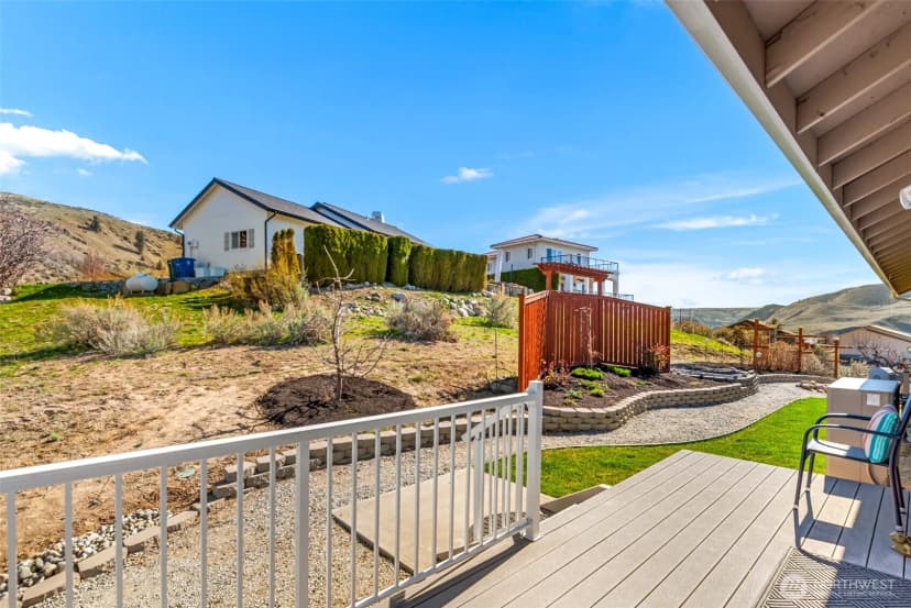 Property photo for 204 Stehekin Way, Chelan photo 34