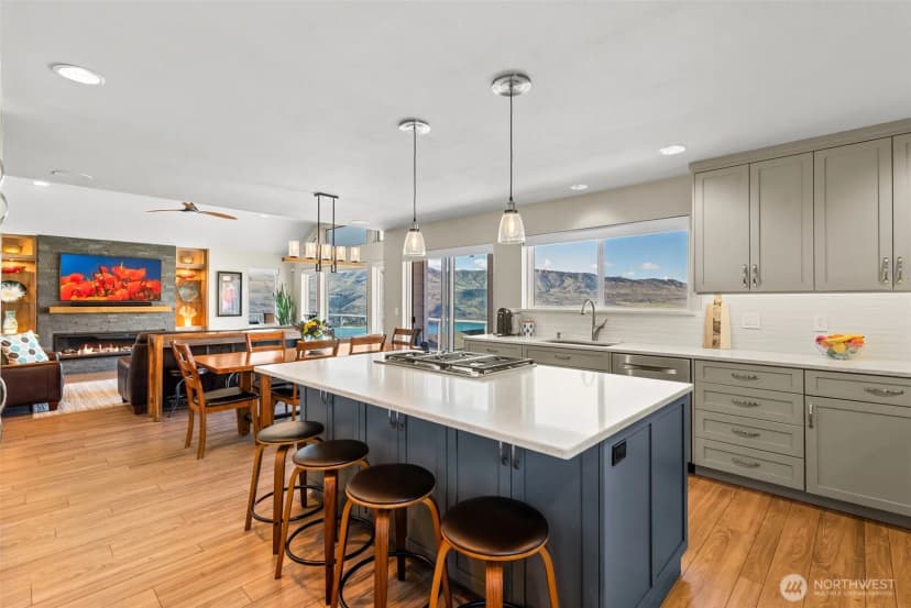 Property photo for 204 Stehekin Way, Chelan photo 5