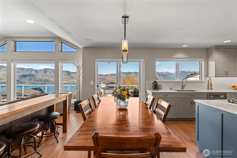 Property photo for 204 Stehekin Way, Chelan photo 3