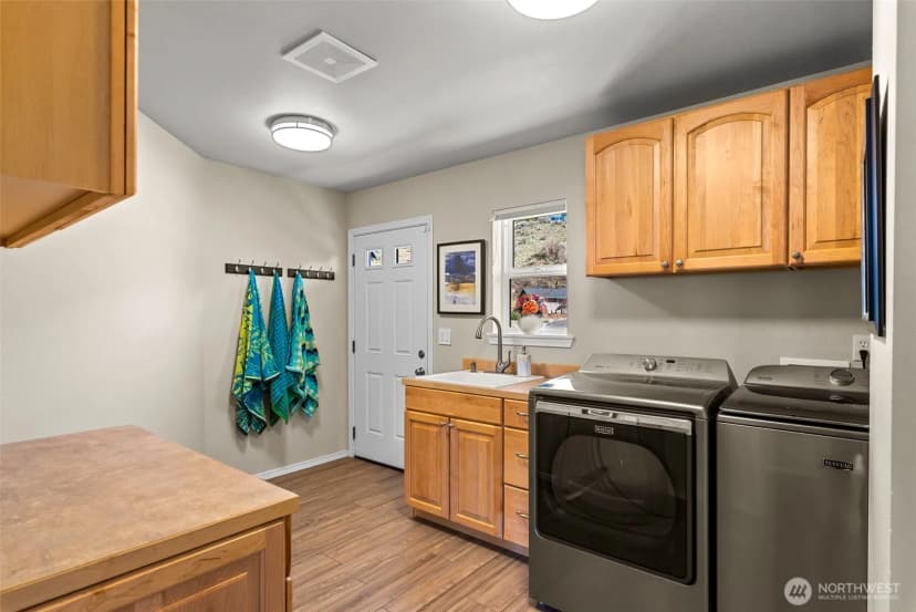 Property photo for 204 Stehekin Way, Chelan photo 23