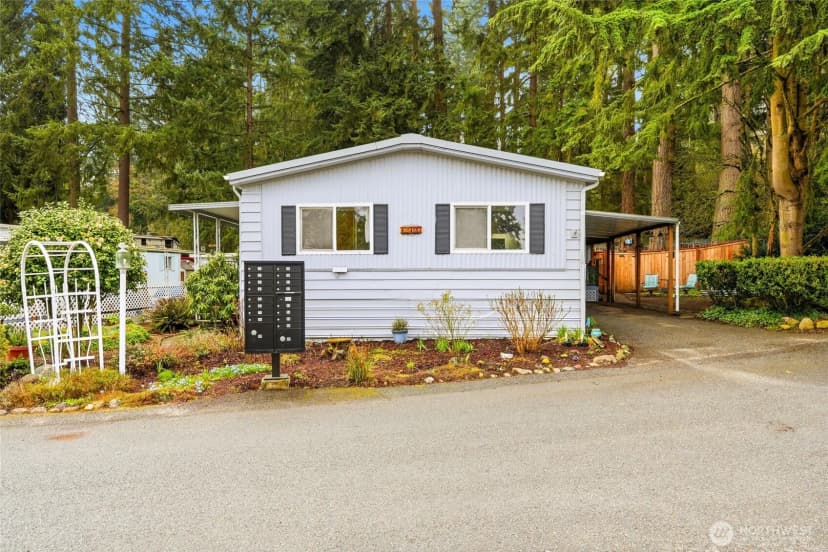 Property photo for 12727 112th Avenue E #13, Puyallup photo 2